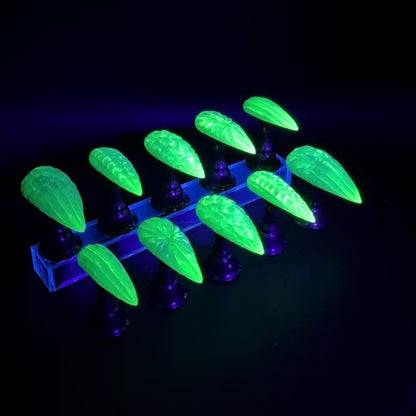 The Uranium Glass - Glow-In-The-Dark - Manicure